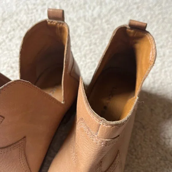 Lucky Brand *LK-Leymon LEATHER Bootie* Latte | GUC | Size 6.5 | Ankle Boot - Picture 7 of 13
